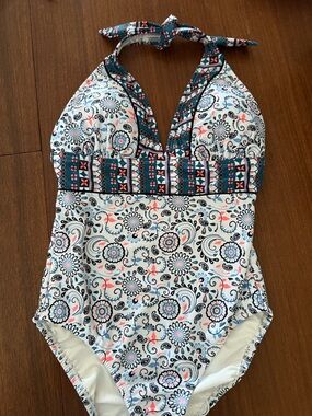 VENUS Womens' Floral Halter One-Piece Swimsuit - White, Navy, Pink